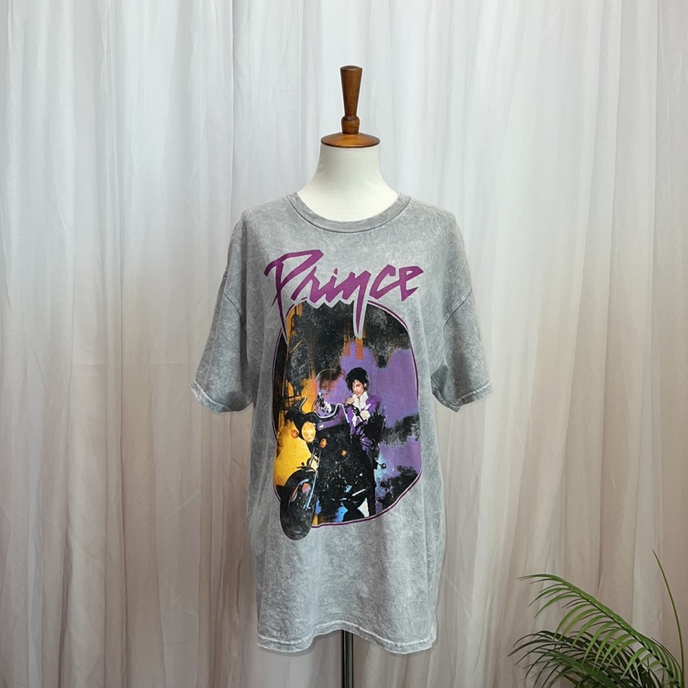 PRINCE gray bleach tied boyfriend rocker tee
